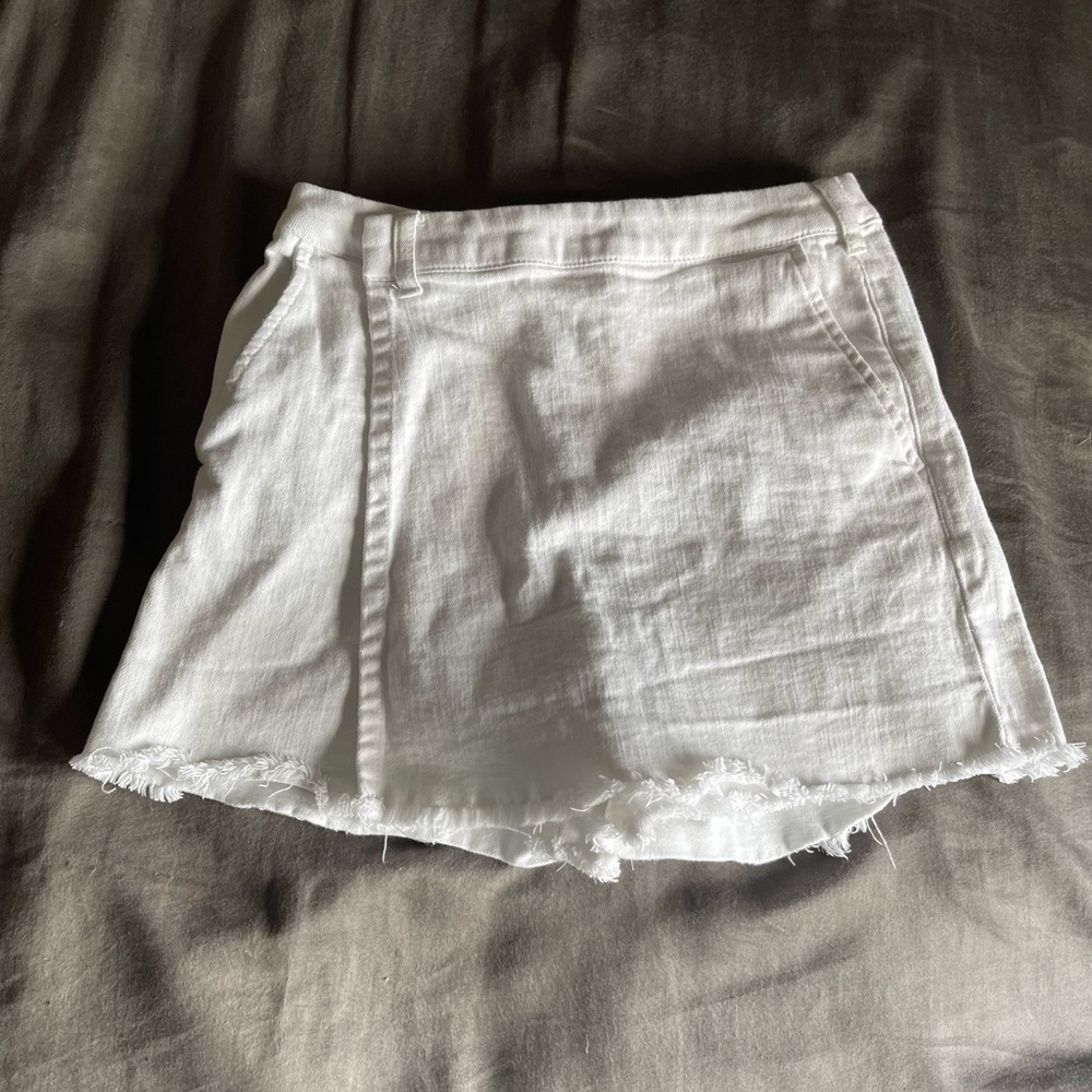 Tommy Hilfiger White Skort size 4
